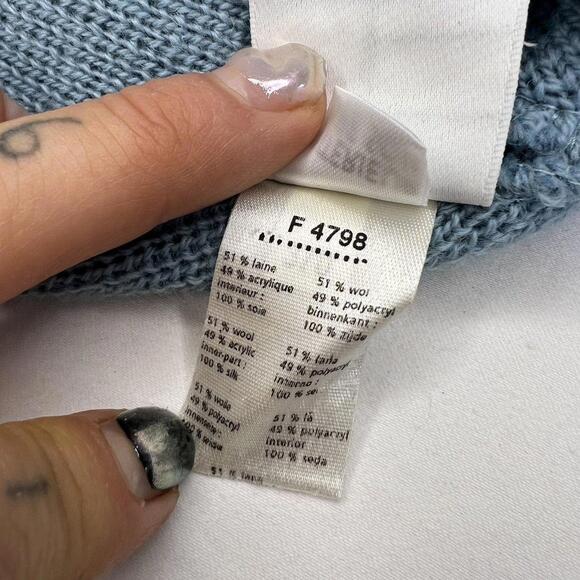 Lacoste Y2K Two Way Logo Beanie - Picture 9 of 9